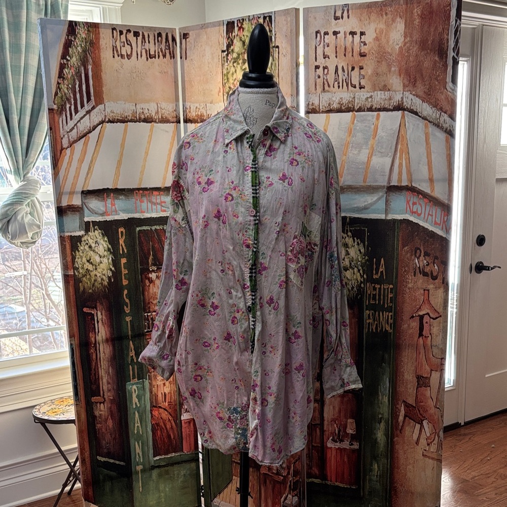 Magnolia Pearl Printed Boyfriend Shirt 1624
Pressed Flower, OS - Picture 2 of 16